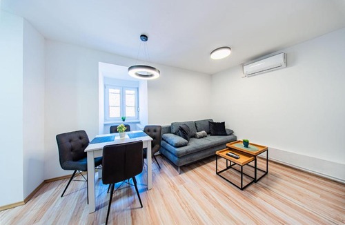 Donji Grad Apartment | Zagreb 225 - 1 Bedroom - Centre - New - Apartment - Flexible Keybox Entry - Modern - Monthly Rent - WiFi