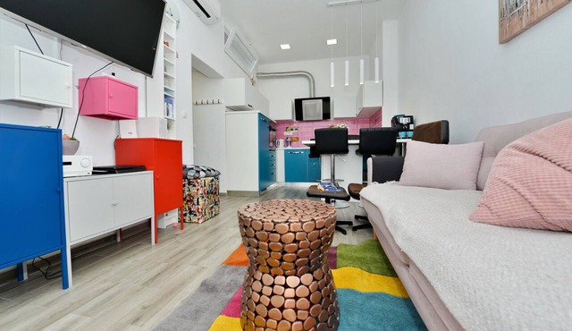 2 Bedroom Apartment Sleeps 5 - Privat Pool