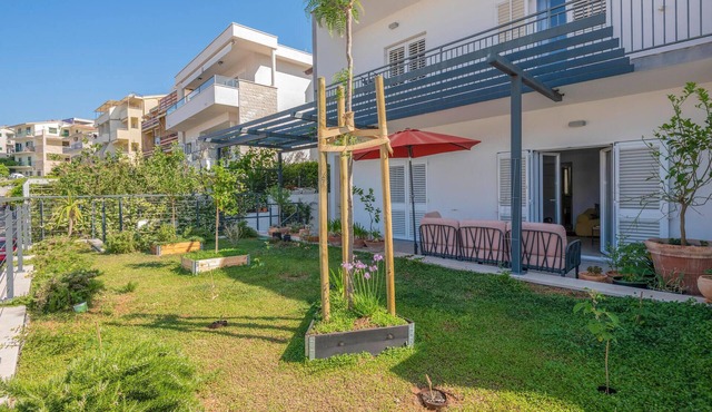 2 bedroom gorgeous apartment in Makarska