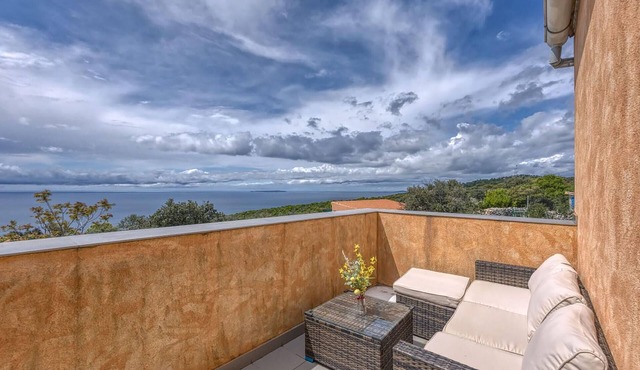 2 bedroom nice apartment in Veli Losinj
