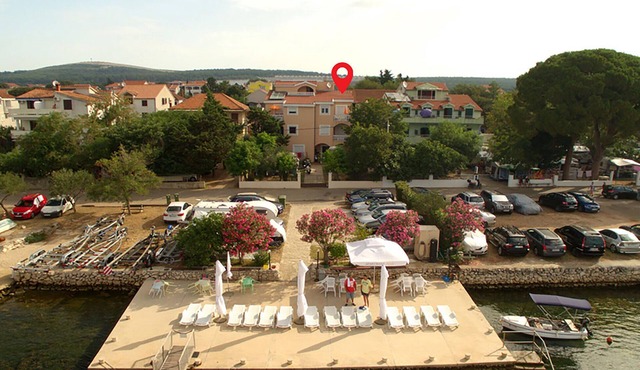 2 bedroom nice apartment in Turanj