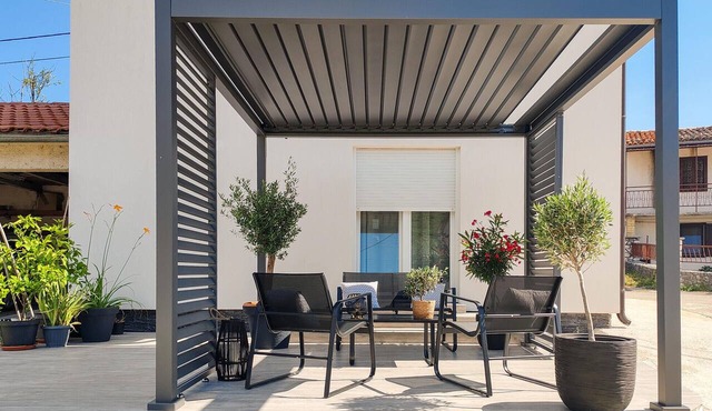 2 bedroom stunning home in Selca
