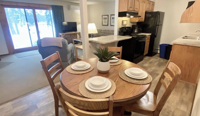 2Bed, 2Bath on Eagle River Chain of Lakes, Boat Slip Included in Eagle River