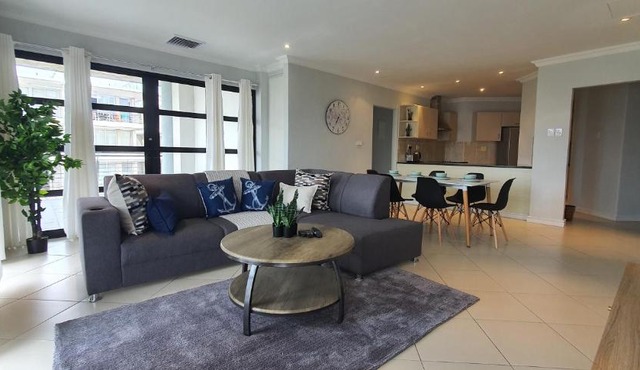 Accommodation Front - Lavish 6 Sleeper Penthouse with Stunning Views in Durban