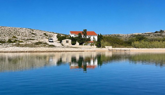 Amazing apartment in Smokvica with WiFi