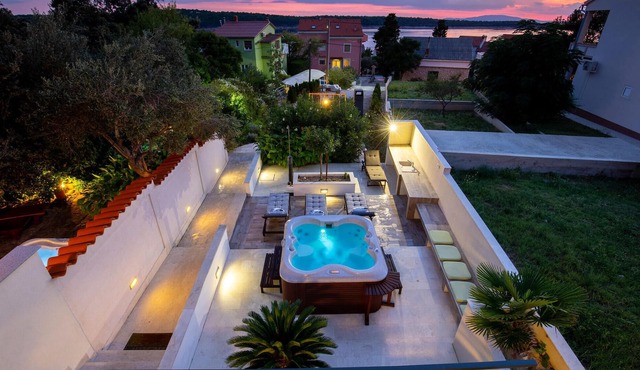 Amazing home in Barbat with WiFi