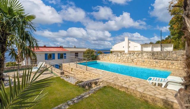 Amazing home in Dramalj