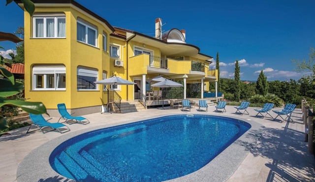 Amazing home in Kostrena
