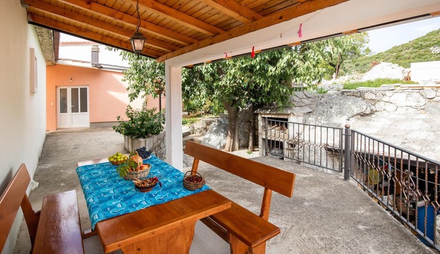 Amazing home in Peracko Blato