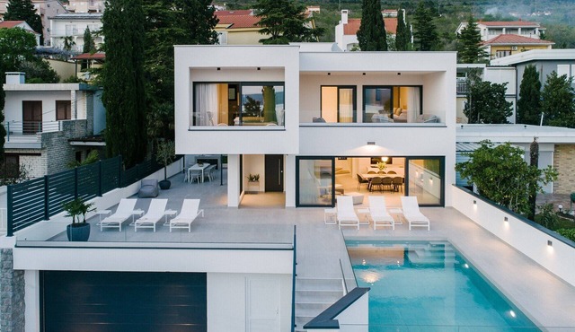 Amazing villa with stunning views