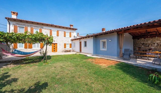 Apartment 2430/207649 (Istria - Galižana), 5000m from the beach