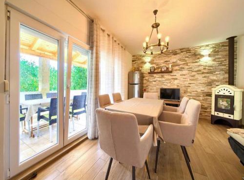 Apartment Ankica