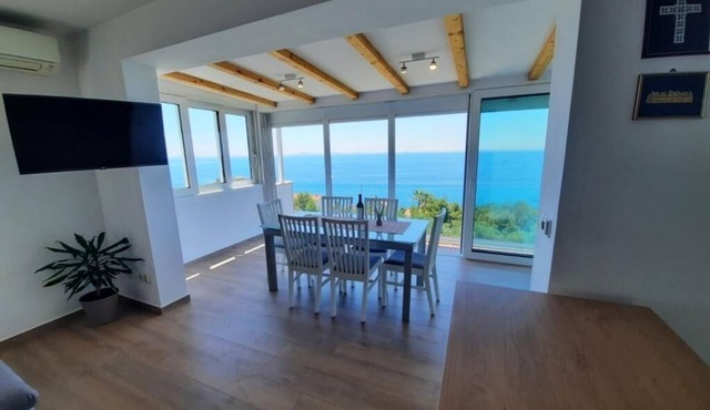 Apartment in Murter with Seaview, Air condition, WIFI (5026-4)