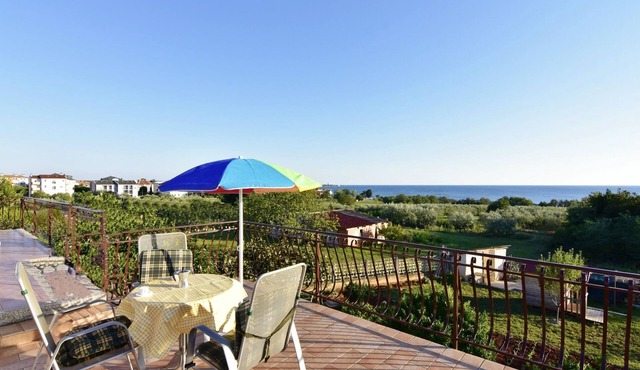 Apartment Luciana2 with sea view terrace, barbecue, Wi-Fi, parking space