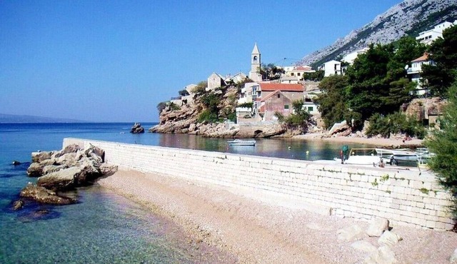 Apartments Alexadrina, (1593), Pisak, Croatia