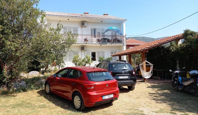 Apartments by the sea Kastel Stari, Kastela - 6059