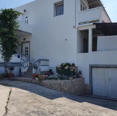 Apartments Damir Poldan