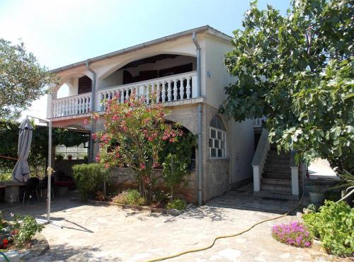 Apartments Miro Kornić