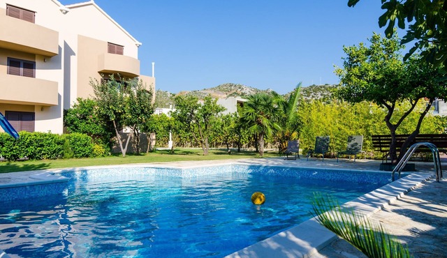Apartments Setemana - Superior Two Bedroom Apartment with Balcony and Swimming Pool