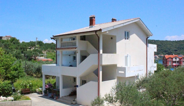 Apartments Suzana, (8222), Rab, hr
