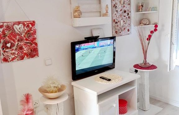 Art apartment by Sanella