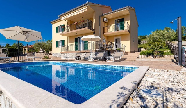 Awesome apartment in Krk with private swimming pool, can be inside or outside