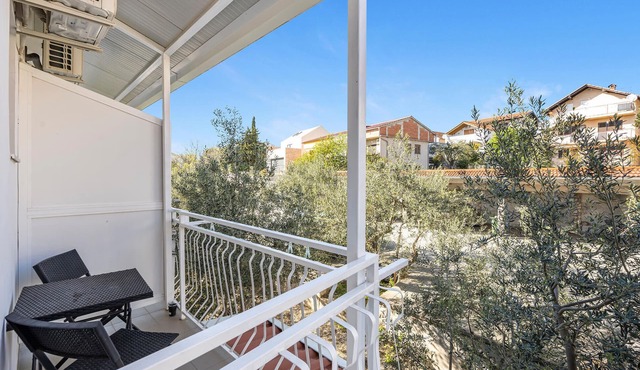 Awesome apartment in Pirovac with WiFi