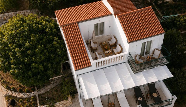 Awesome home in Marusici
