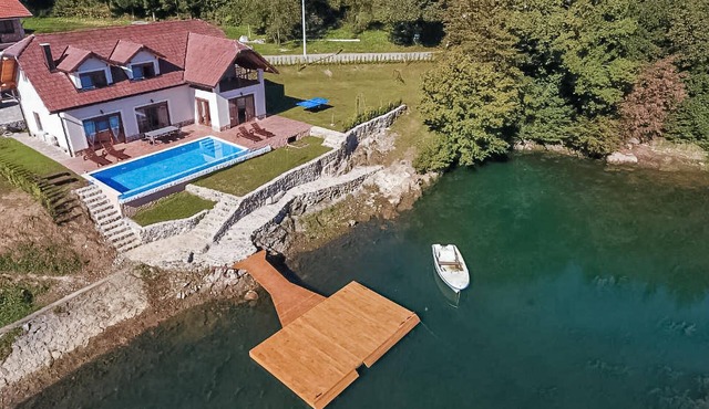 Awesome home in Ogulin