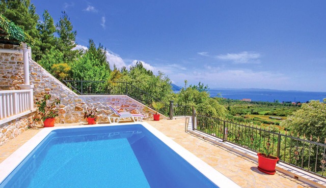 Beach front home in Orebic