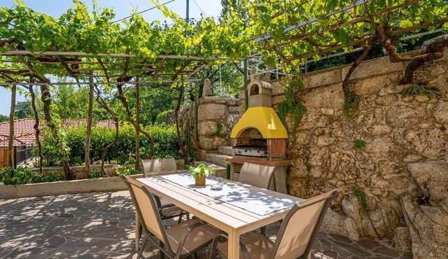 Beautiful apartment for 5 people with WIFI, A/C, TV, terrace and panoramic view