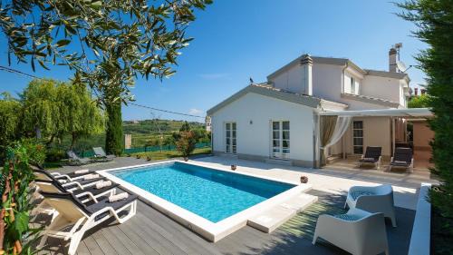Beautiful Casa Garden Contesses in Momjan