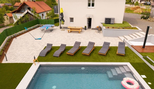 Beautiful home in Otocac