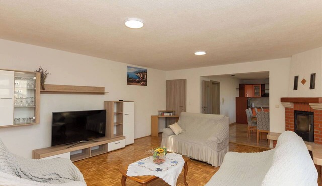 Beautiful private villa with private pool, A/C, WIFI, TV, terrace, pets allowed and panoramic view
