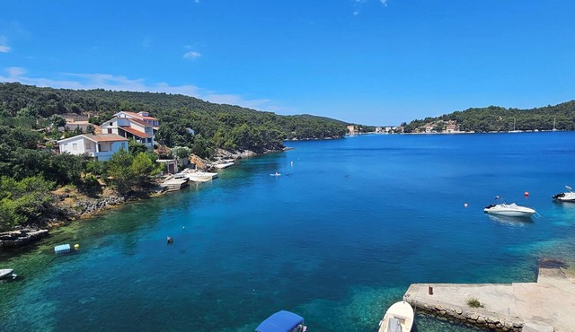 Charming apartment near Crystal Clear sea