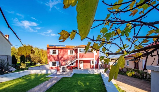Countryside Apartments Pius