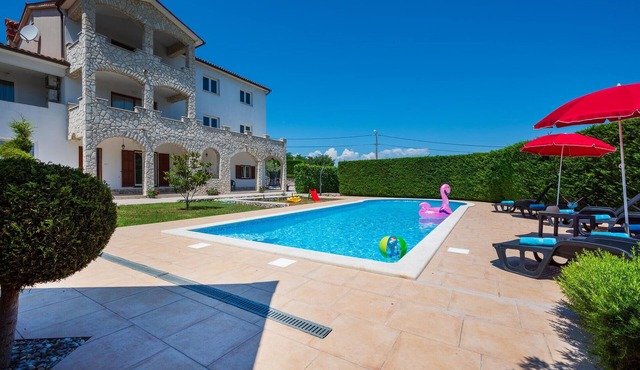 Cozy home in Labin-Krsan