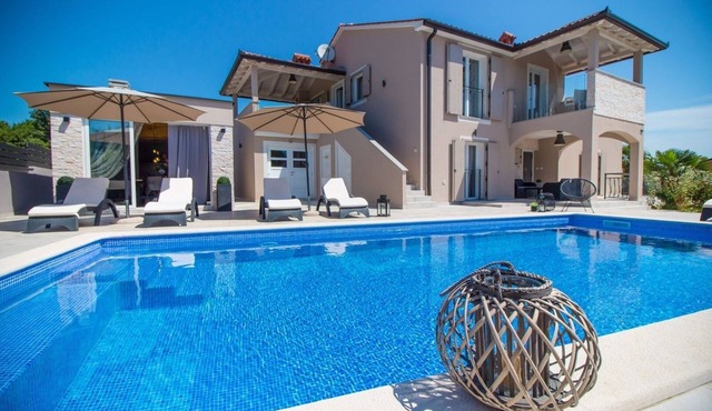 Family friendly house with a swimming pool Vinež, Labin (K-27521)