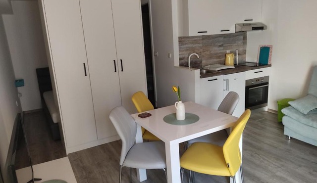 FINA M Studio Apartman