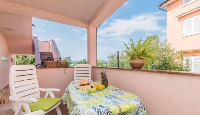 Flat "Fenix" mit Terrasse