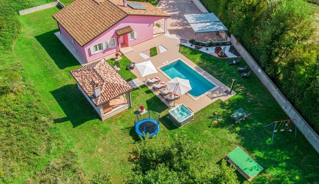 Gorgeous home in Labin