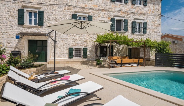 Gorgeous home in Porec