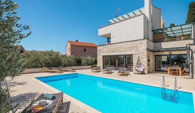 Gorgeous home in Valtura with sauna