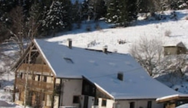 Group rooms in a secluded farmhouse in the High Vosges mountains in Plainfaing