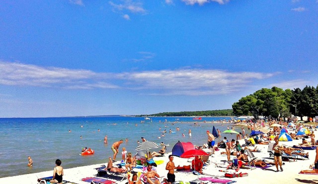 Holiday apartment 150 m to the Adriatic Sea and with air conditioning