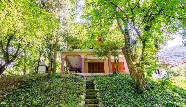 Holiday apartment mit Klimaanlage und Terrasse