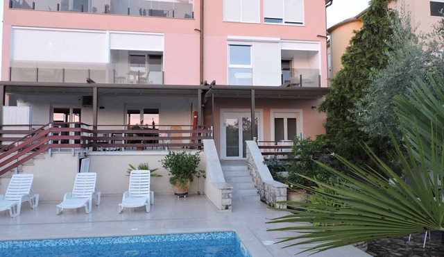 Holiday apartment with balcony and internet