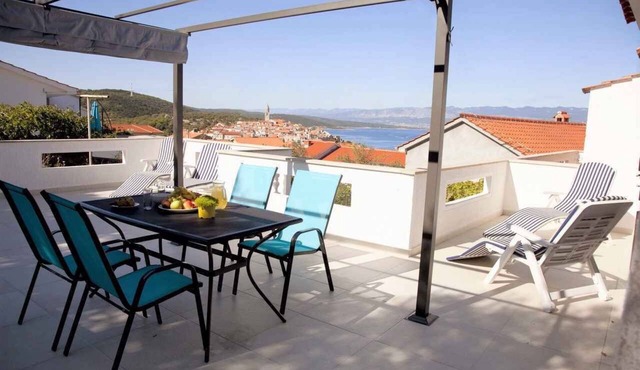 Holiday flat with wonderful sea view