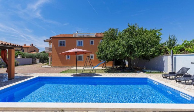 Holiday Home VIlla Eldina by Interhome
