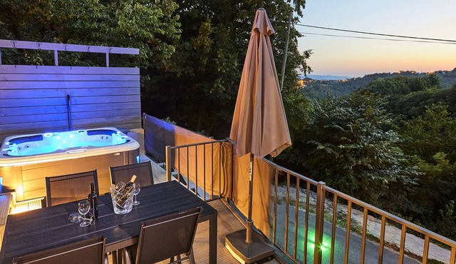 Holiday home with hot tub Krapina, Zagorje (K-21000)
